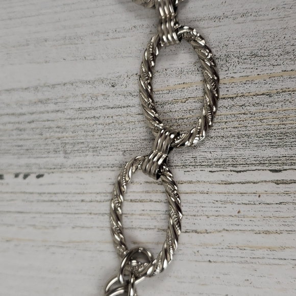 Silvertone chain link belt, adjustable sizing, 28" to 40" - Picture 6 of 6